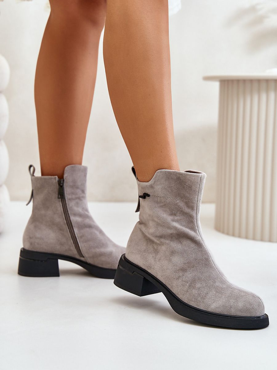Boots model 200100 Step in style-2